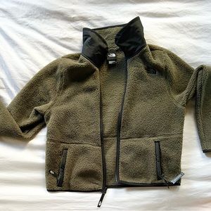 The North Face ~ Fleece ~ Green ~ small petite